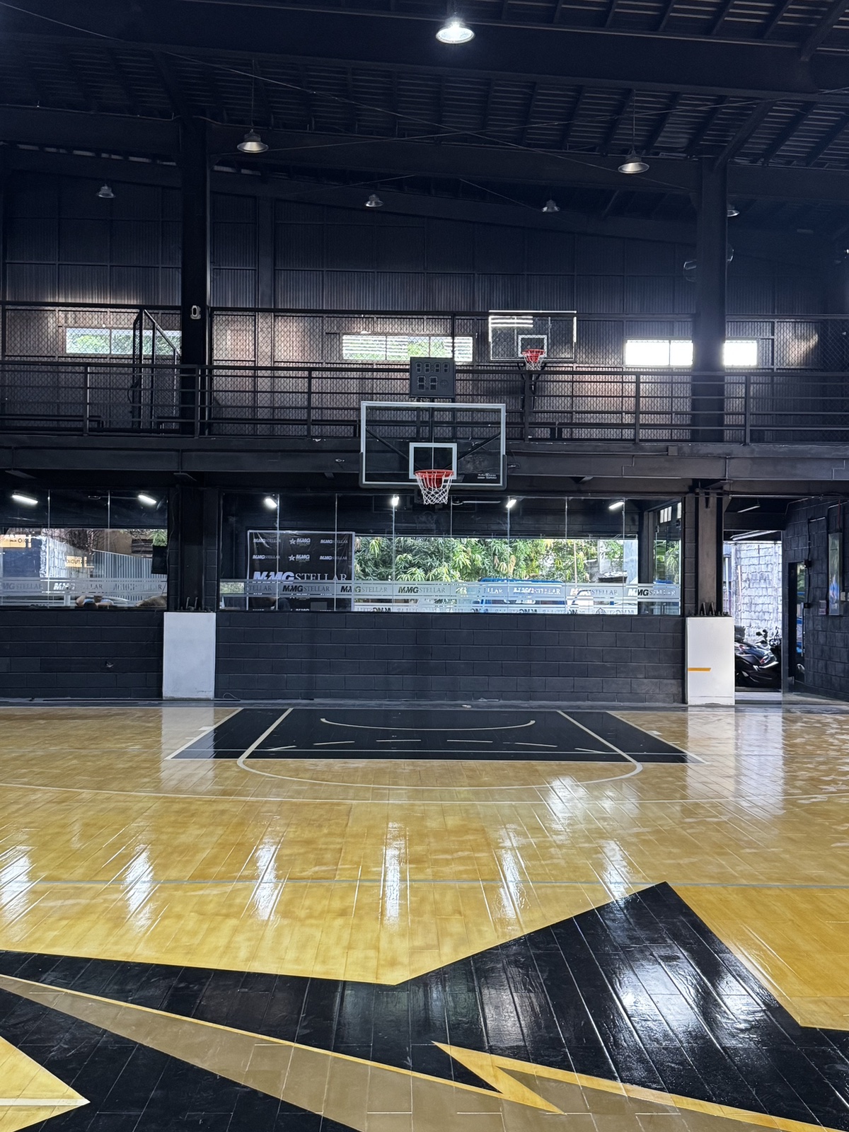 Center Court image 5